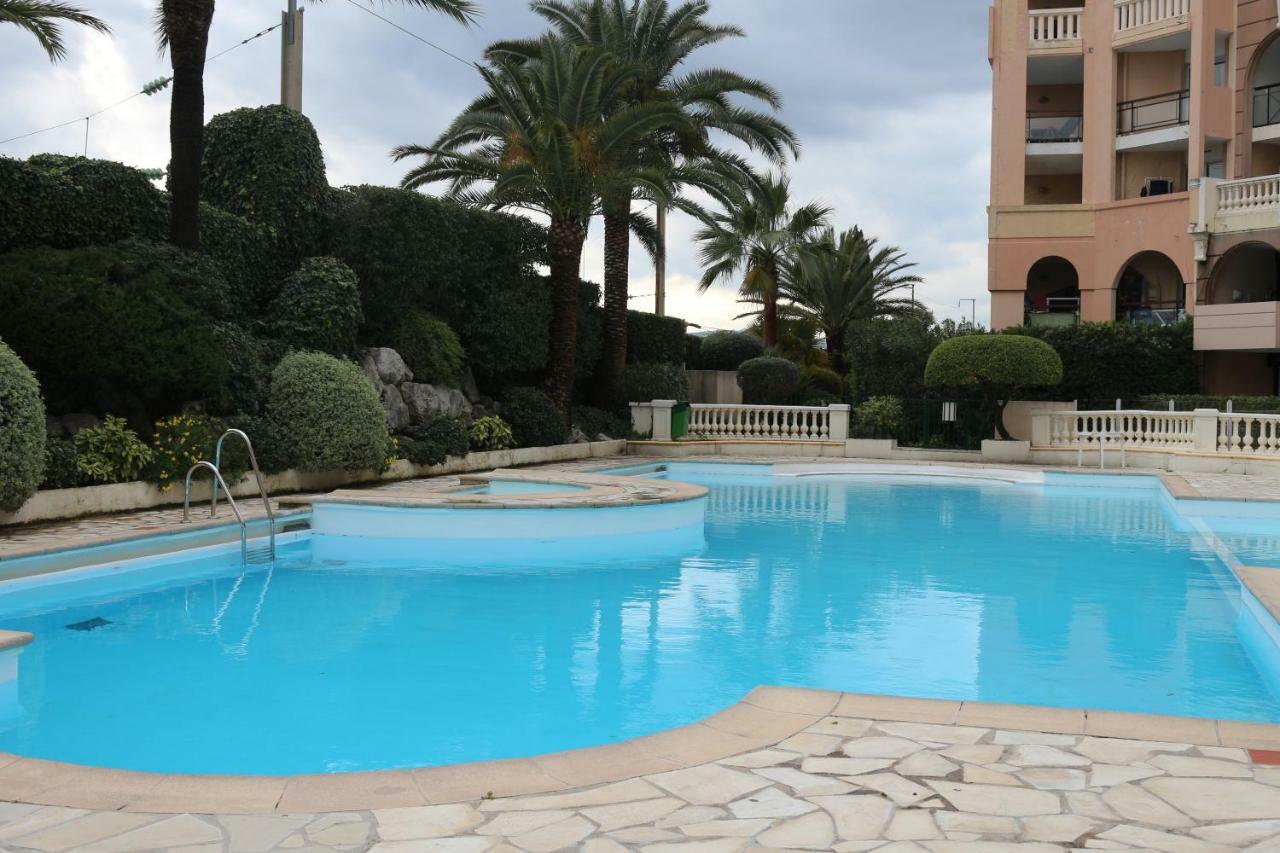 Appartement Palm D'Azur Cannes Exteriör bild
